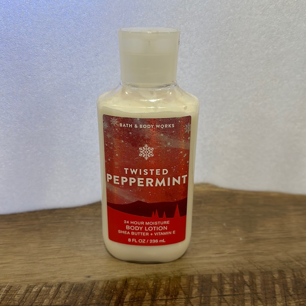 New Bath & Body Works Lotion - Twisted Peppermint